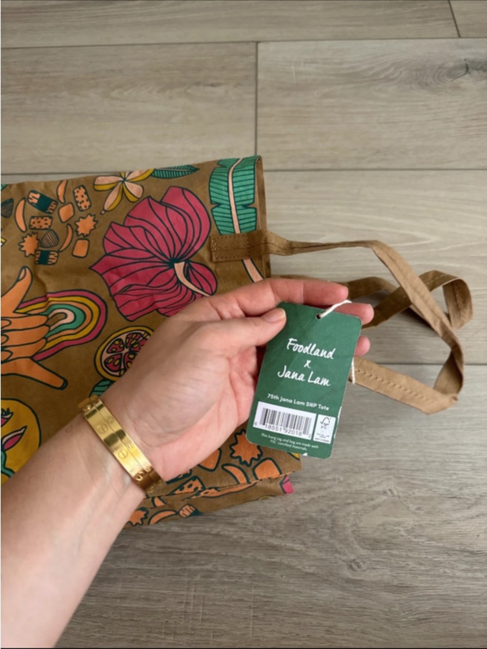 NWT foodland Hawaii collab with Jana lam recyclable bags - Picture 2 of 3